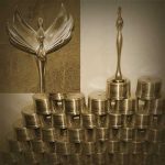 Producción artesanal del trofeo, versión 2014